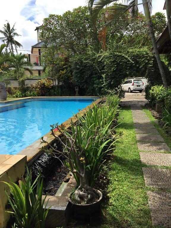 Villa Jaya โลวินา ภายนอก รูปภาพ