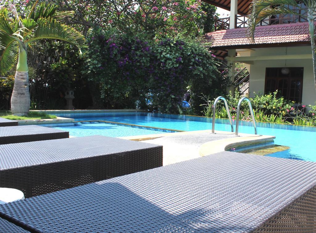 Villa Jaya โลวินา ภายนอก รูปภาพ
