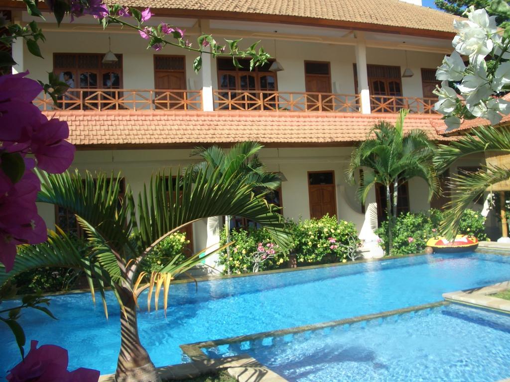 Villa Jaya โลวินา ภายนอก รูปภาพ