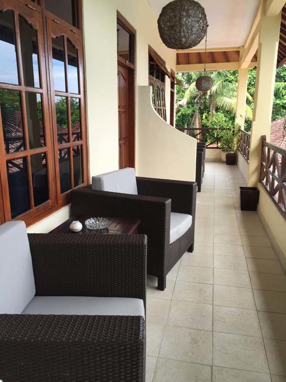Villa Jaya โลวินา ห้อง รูปภาพ